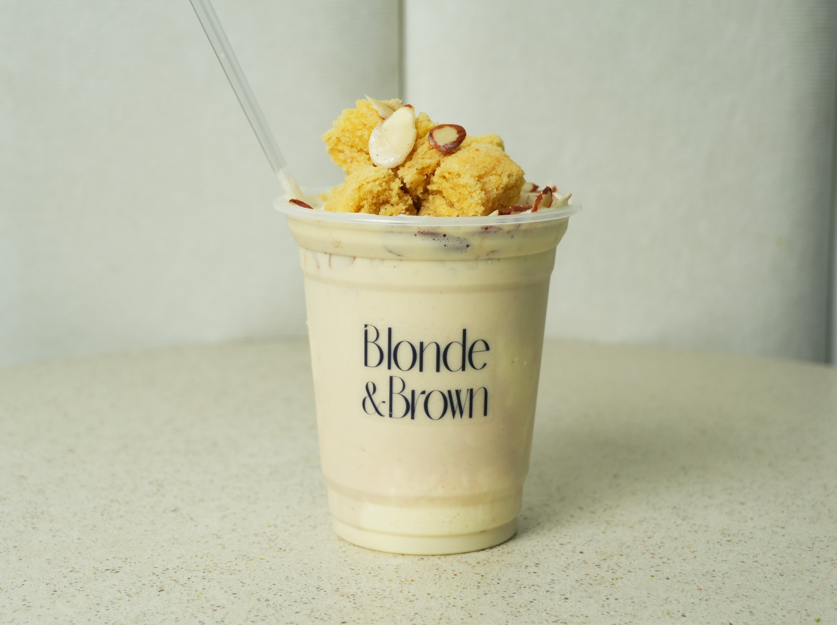 Malteada Blondie Almendras