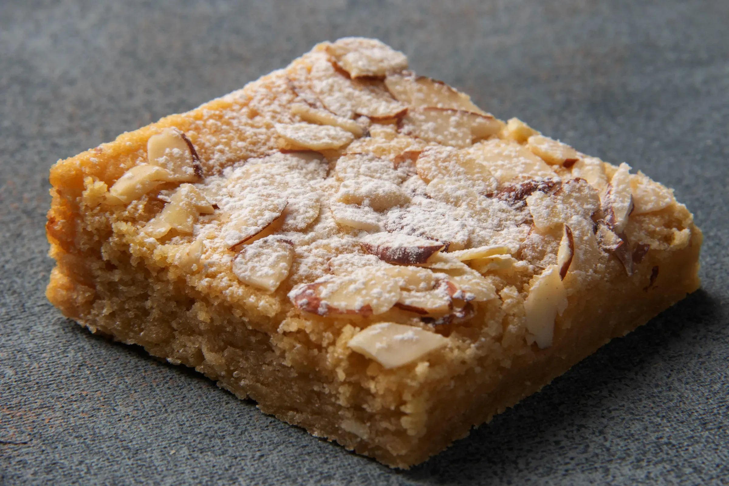 Blondie Almendras